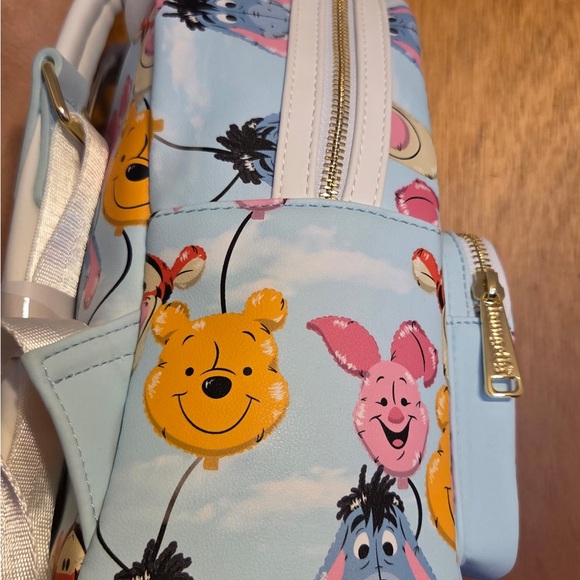 Loungefly Backpack - Winnie the Pooh Balloons - Picture 3 of 4
